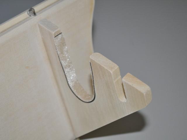 TRIANGULAR WOODEN SWORD STAND - buyblade