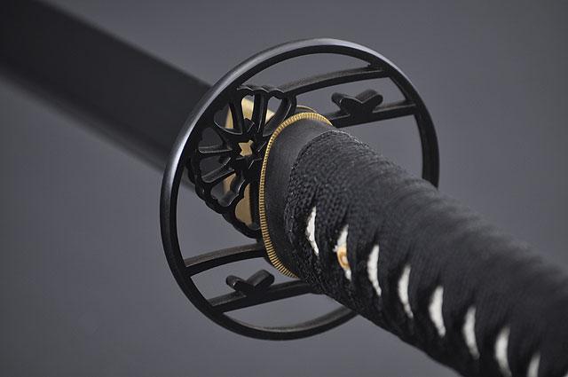 FULLY HAND FORGED CLAY TEMPER PRACTICAL SAKURA BLACK KATANA SWORD