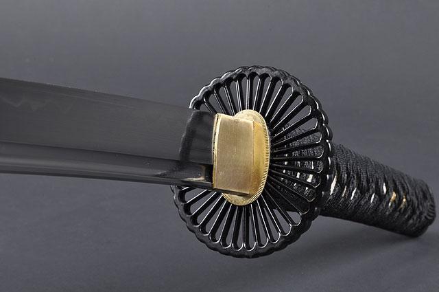 FULLY HANDMADE EMPIRE WHEEL CLAY TEMPERED JAPANESE SAMURAI KATANA SWORD - buyblade