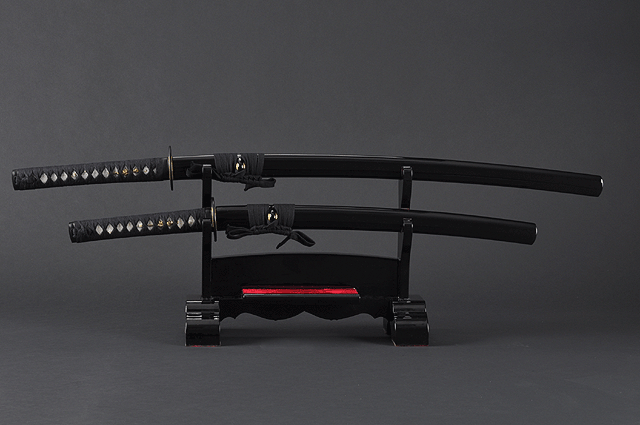 FULLY HANDMADE CLAY TEMPERED DAMASCUS TOMOE CREST SAMURAI KATANA & WAKIZASHI SWORDS - buyblade