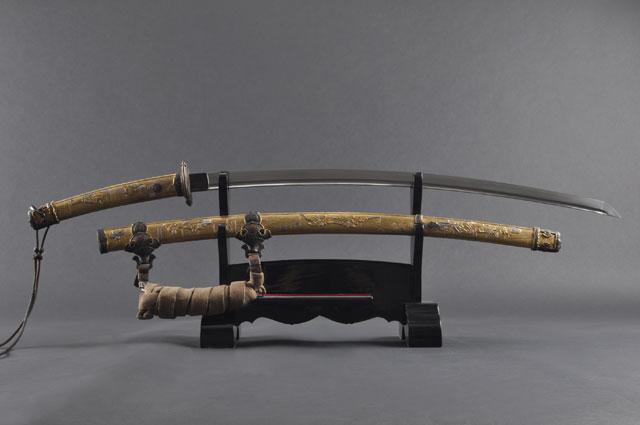 FULLY HAND FORGED CLAY TEMPERED RAZOR SHARP JAPANESE TACHI GUNTO SWORD