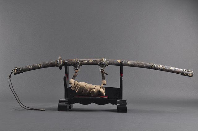 FULLY HAND FORGED CLAY TEMPERED RAZOR SHARP JAPANESE TACHI GUNTO SWORD