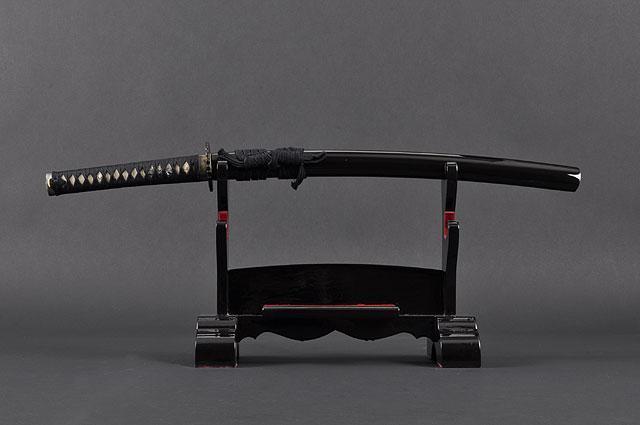 FULLY HANDMADE DANCING CRANE CLAY TEMPERED JAPANESE WAKIZASHI SWORD - buyblade